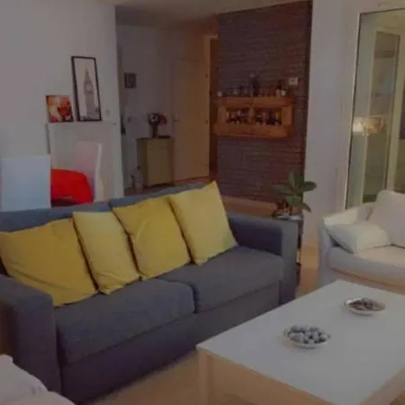 Apartmán T6 *